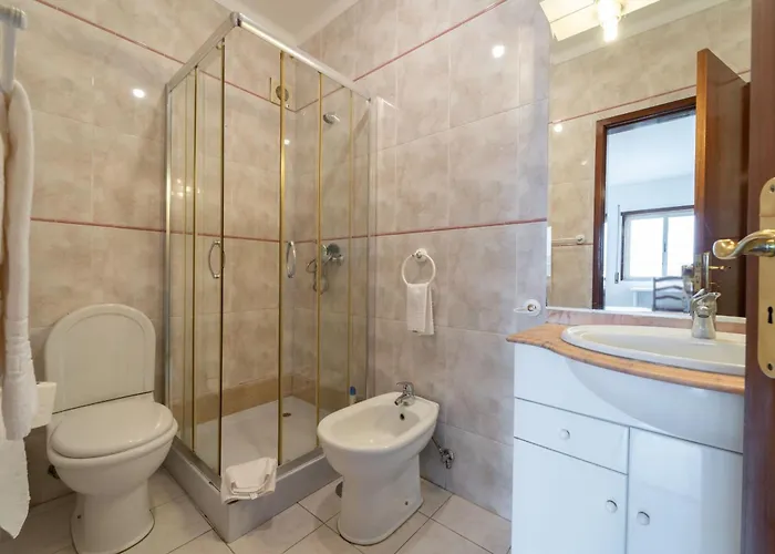 Artur Bivar - T4 Familiar Junto Ao Parque Desportivo Da Rodovia - Braga